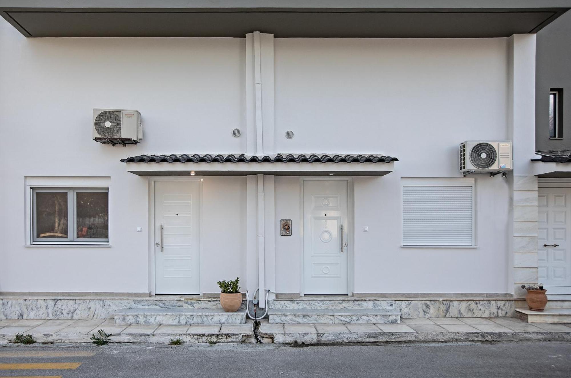 Apartment Garden In Ii Amarynthos